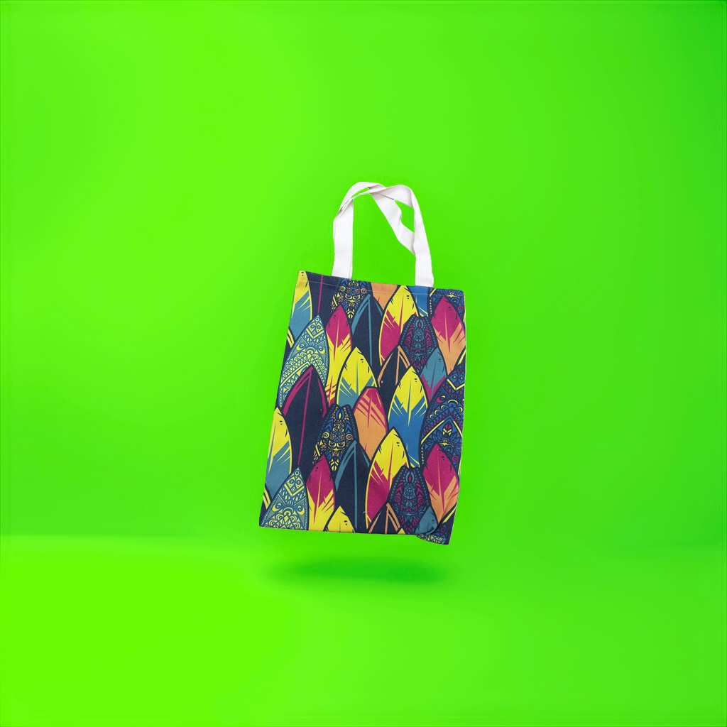 Colorful pattern handbags are fashionable, environmentally friendly and reusable packaging bags Specification image
