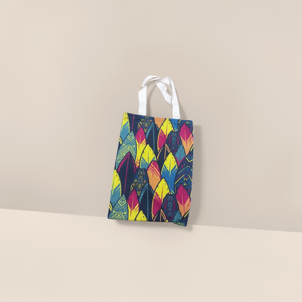 Colorful pattern handbags are fashionable, environmentally friendly and reusable packaging bags details Picture