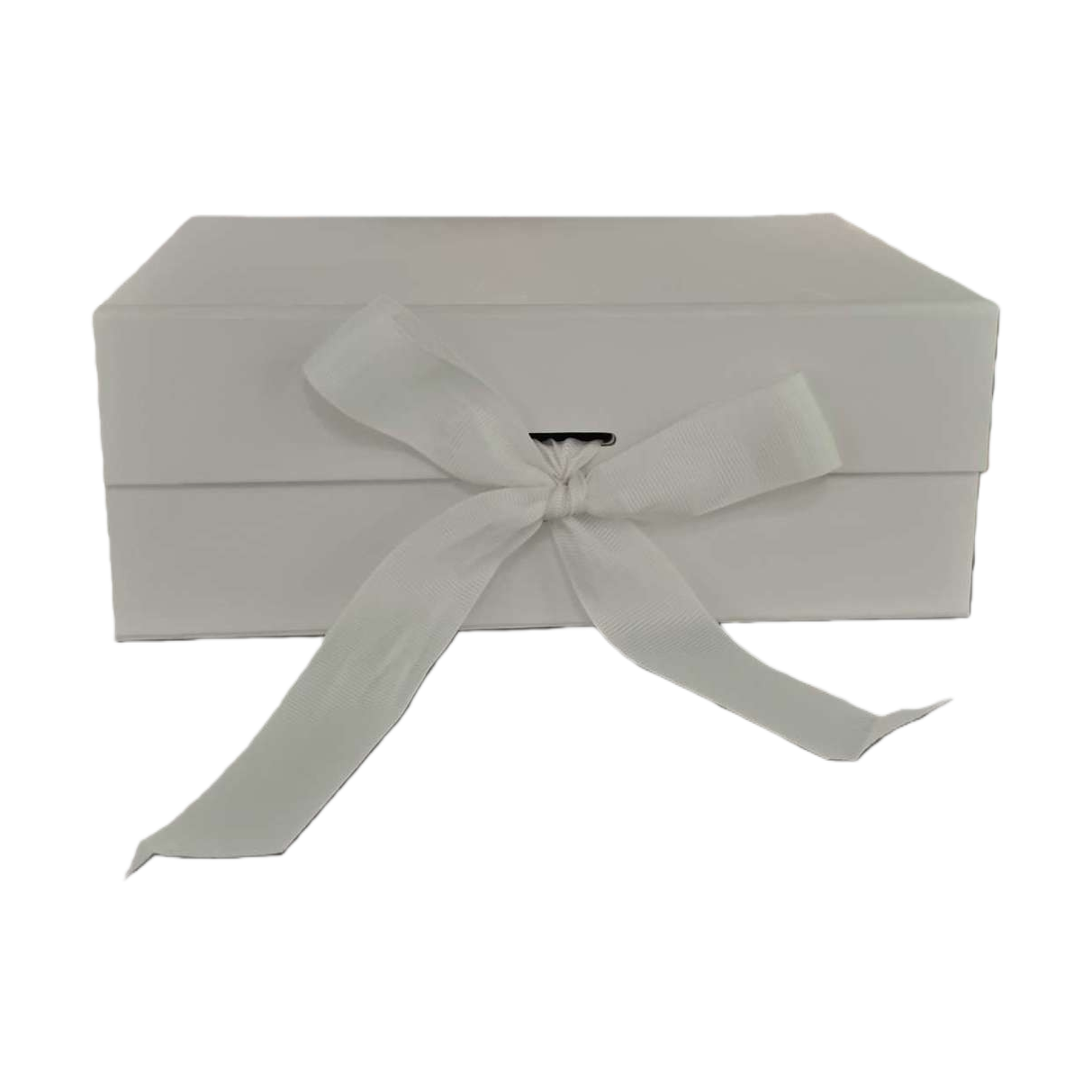 The white gift box is exquisitely packaged. It is a high-end gift box and an excellent choice for giving gifts. It is also a gift storage box Item Picture