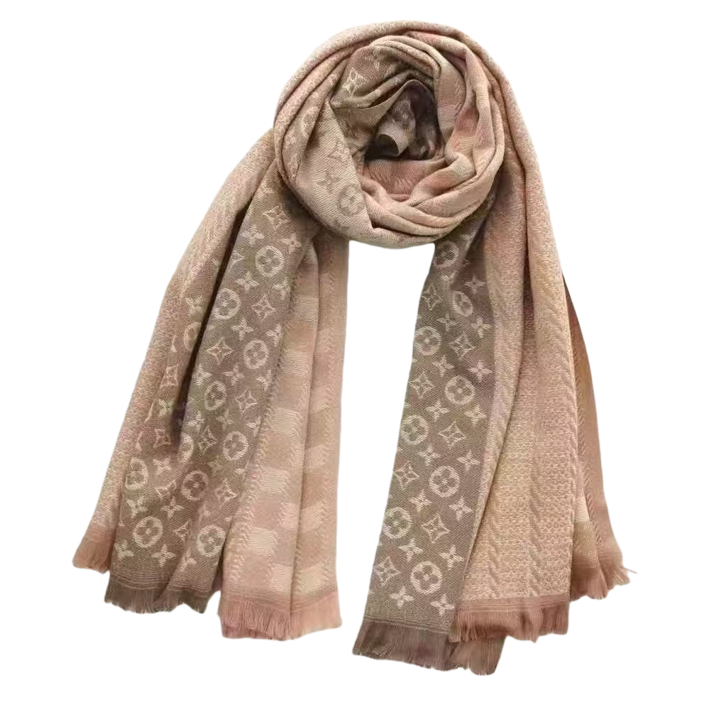 A thick pink knitted scarf for warm women, a fashionable and versatile winter scarf Item Picture