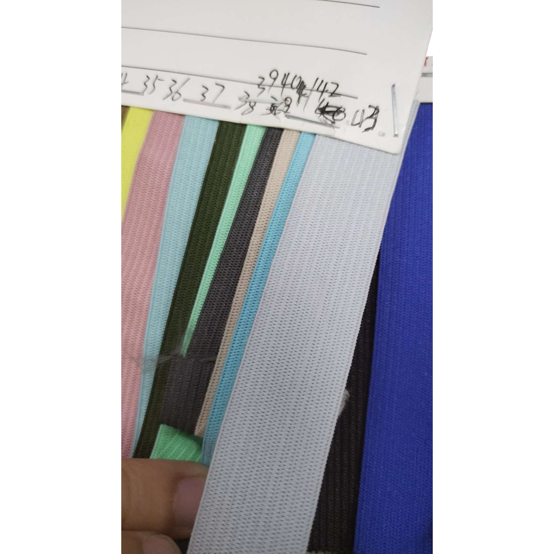 Customized colored webbing samples feature clear patterns and rich colors, made of high-quality webbing materials Item Picture