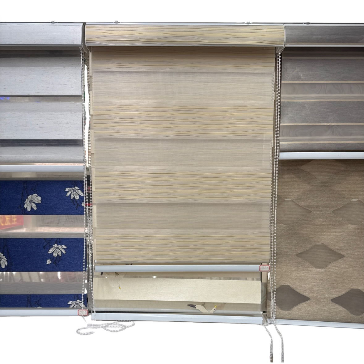 Roller blinds, simple blinds, living room and bedroom blackout curtains, thickened track installation Item Picture