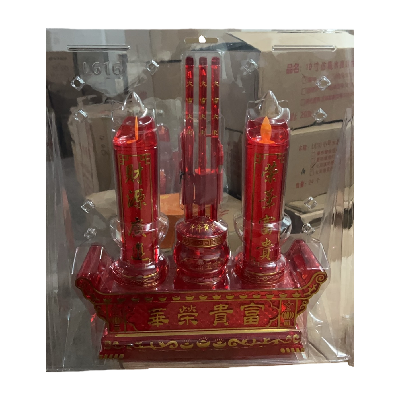 Red candles, scented candles, romantic atmosphere, birthday parties, wedding decorations, candlesticks Item Picture