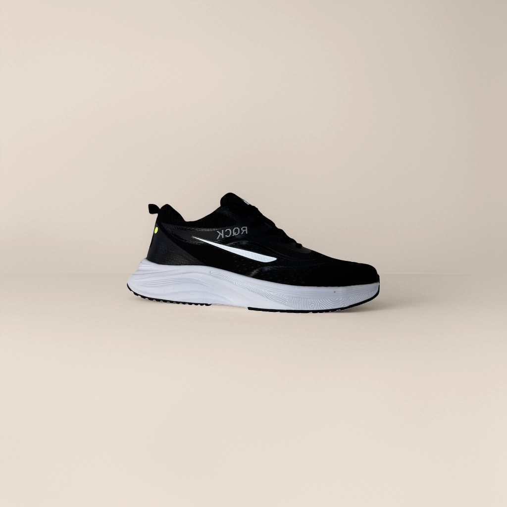 Black sports running shoes for men and women are anti-slip, wear-resistant, breathable and comfortable for daily wear details Picture