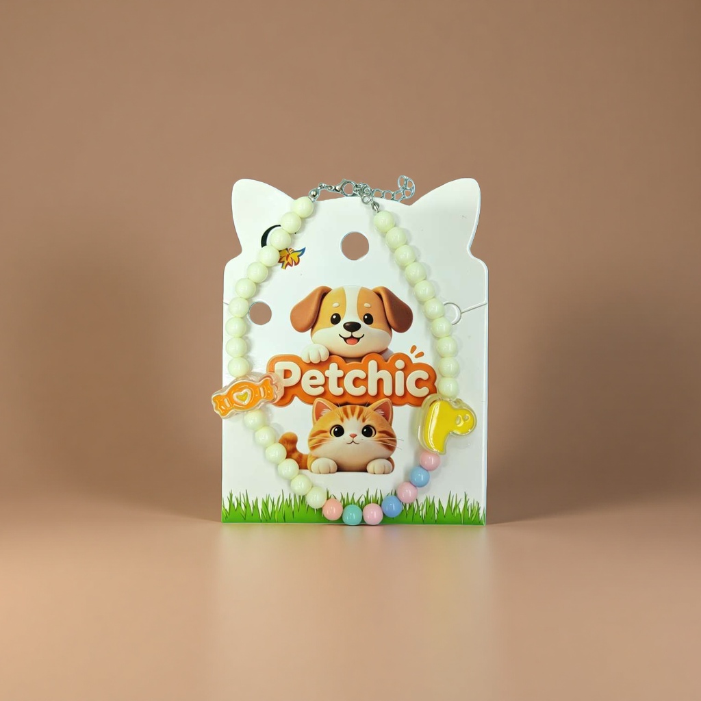 Cute pet-themed necklace, pet necklace design sense, fashionable accessory, gift for girls Application Scenario