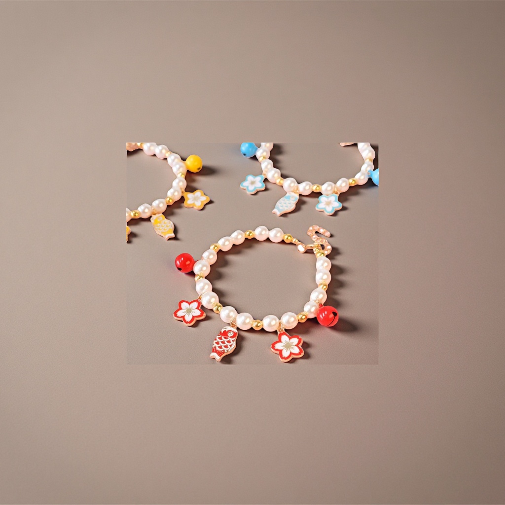 A fashionable and simple women's pearl bracelet with a collarbone chain for daily wear details Picture