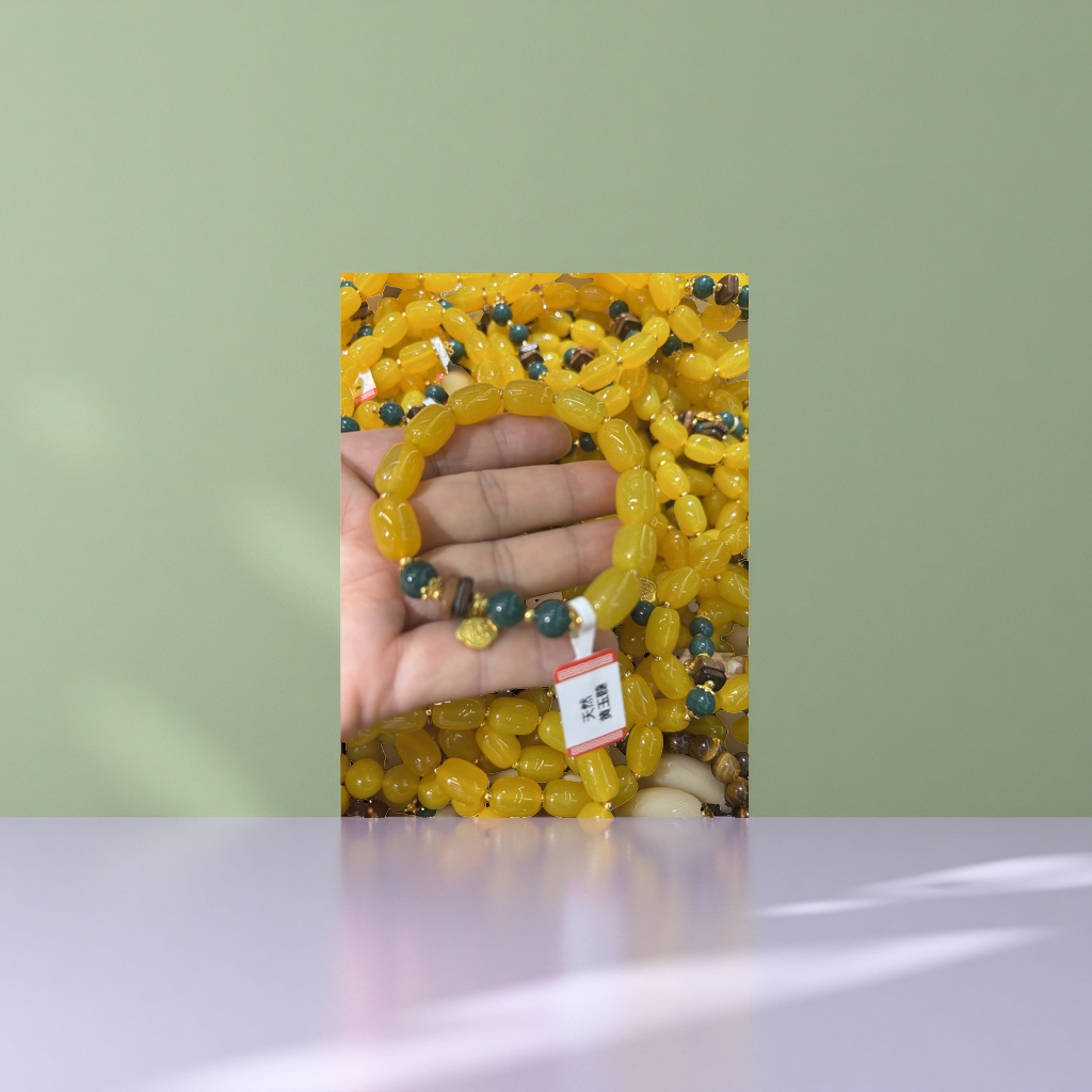 Yellow beads + bracelet Application Scenario