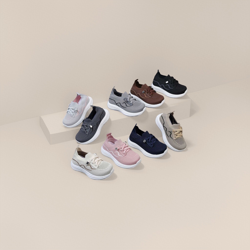 Children's fashionable sports shoes 5