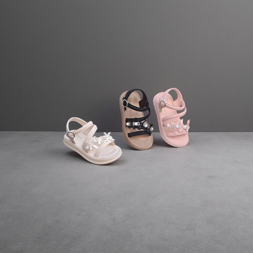 Sandalias de moda para niñas Application Scenario