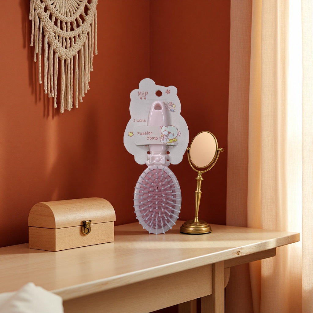 The pink comb has smooth teeth and is anti-static. It is a perfect hair combing tool for girls details Picture
