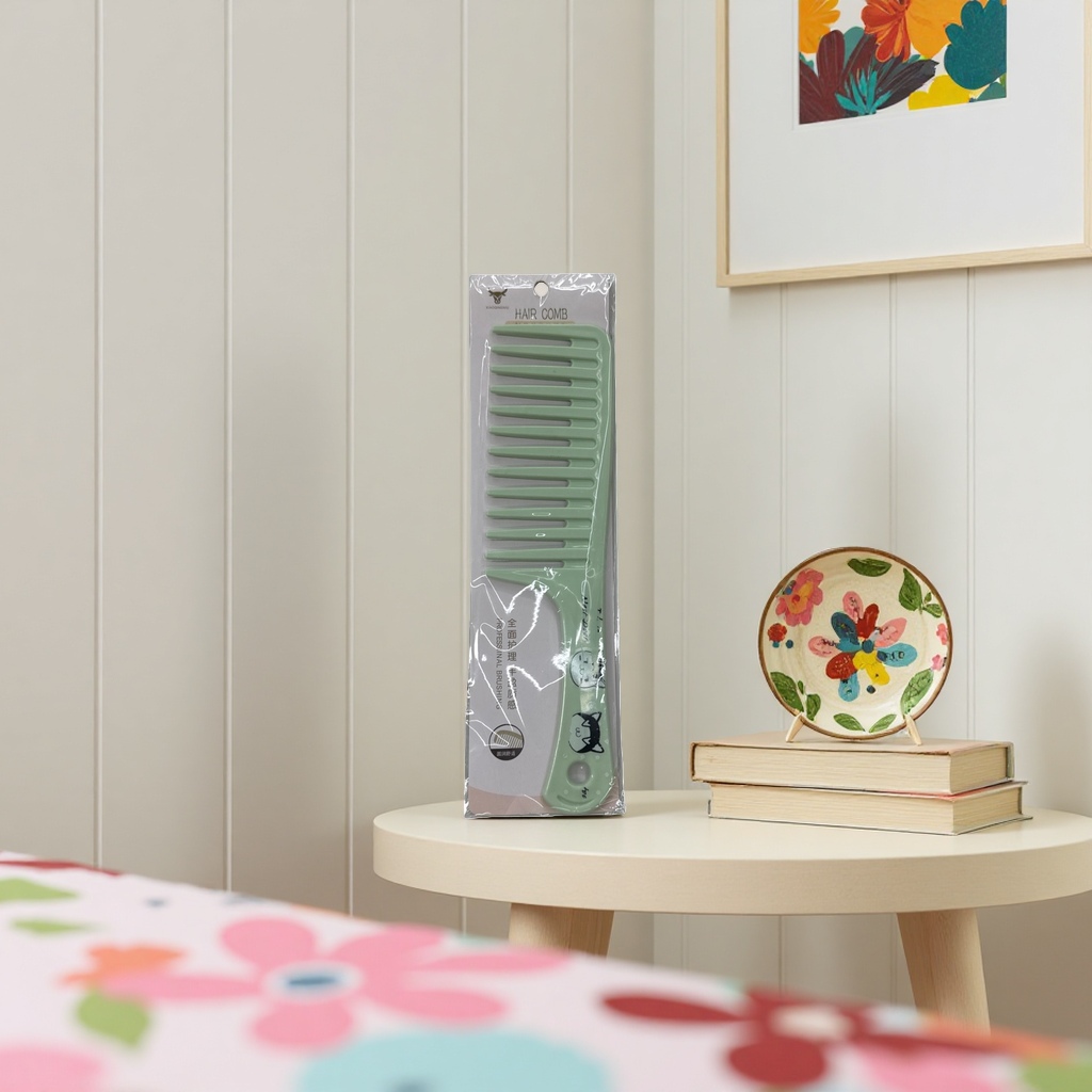 The green natural bamboo comb is a perfect tool for hair care and smoothness Application Scenario