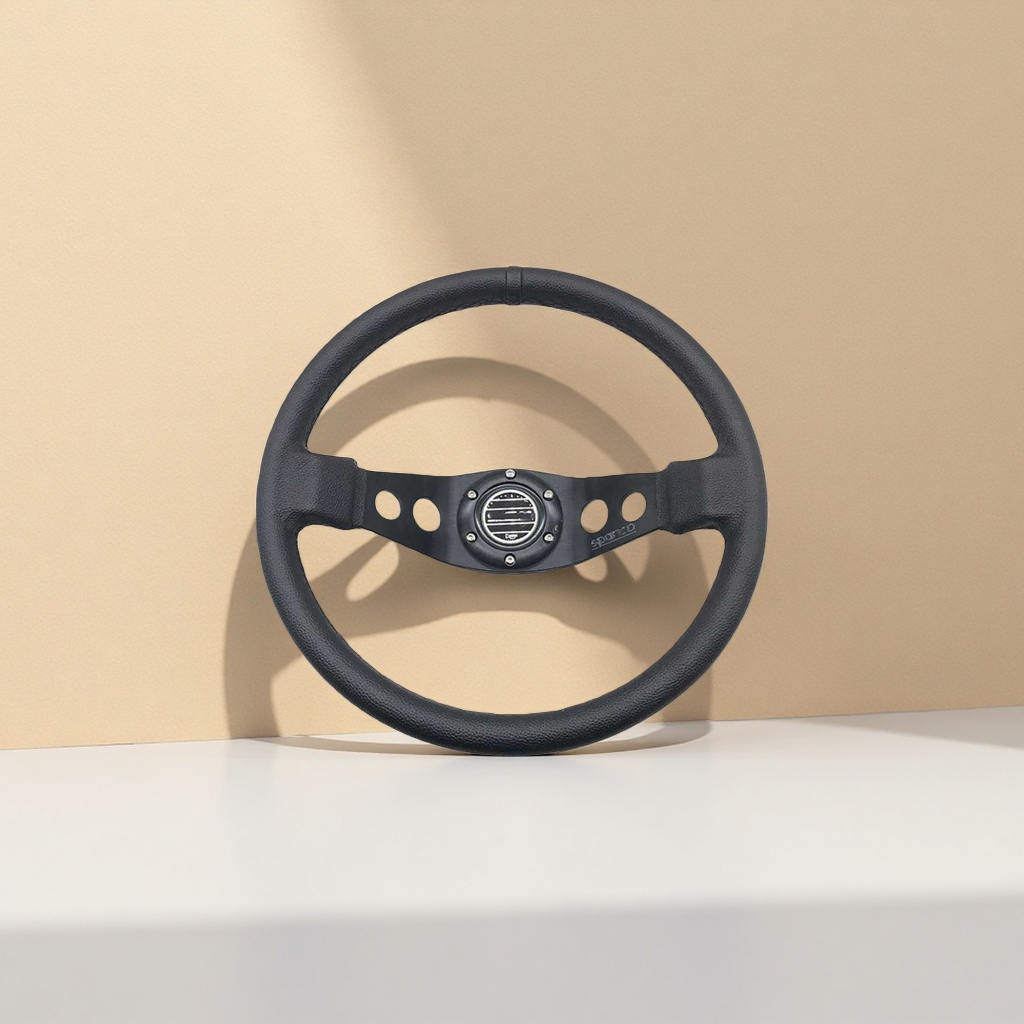 The black steering wheel features a lightweight design specifically for e-sports games, made of high-strength materials and with precise craftsmanship. It is compatible with multiple models Specification image
