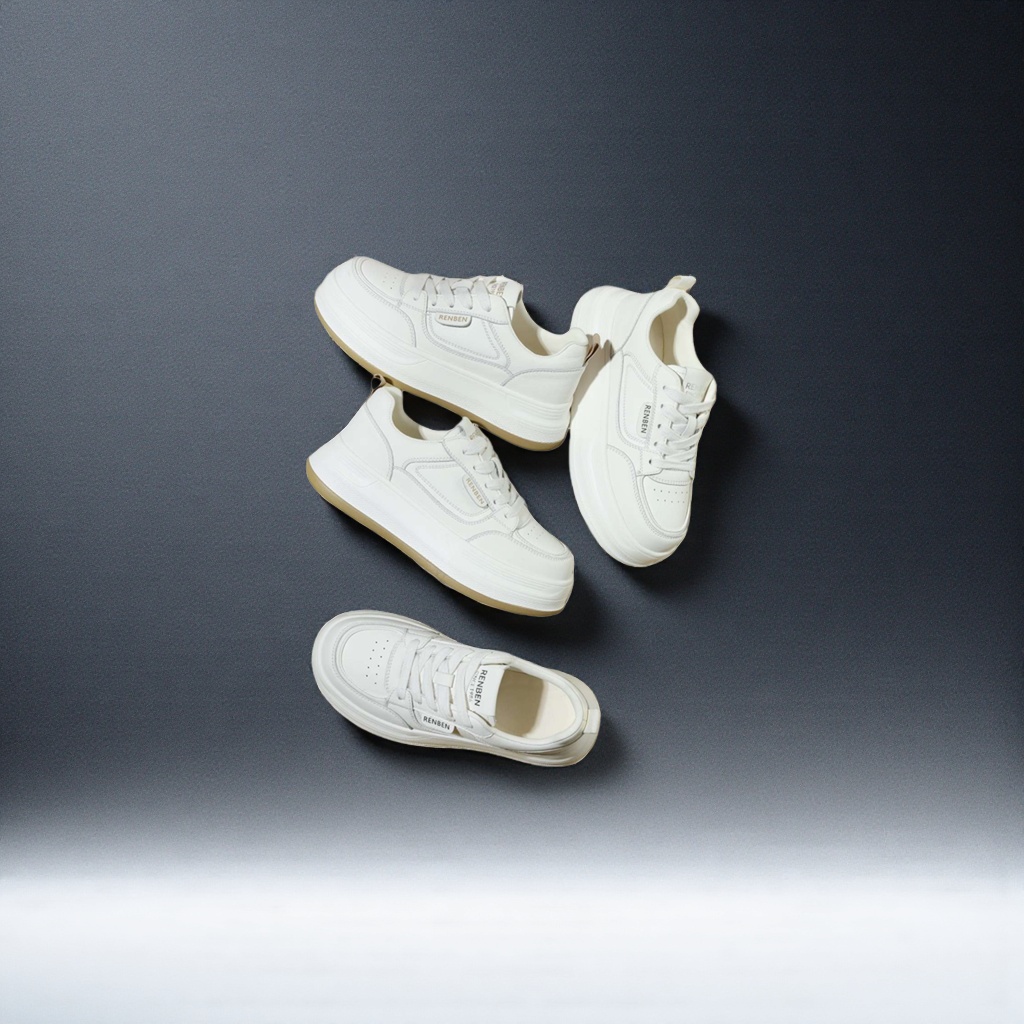 White sports shoes for men and women, casual running shoes, lightweight, breathable, anti-slip and wear-resistant Application Scenario