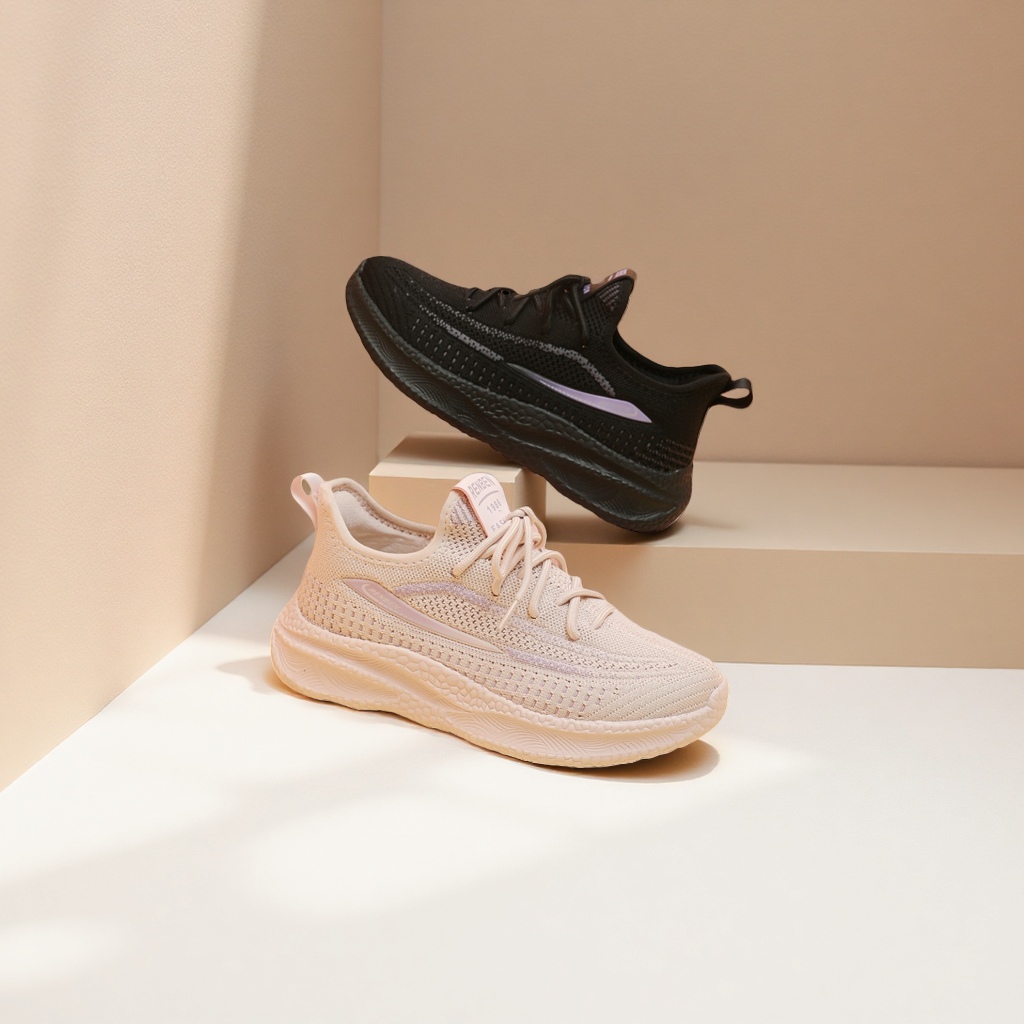 Men's breathable and lightweight running shoes for daily wear 140431042 Application Scenario