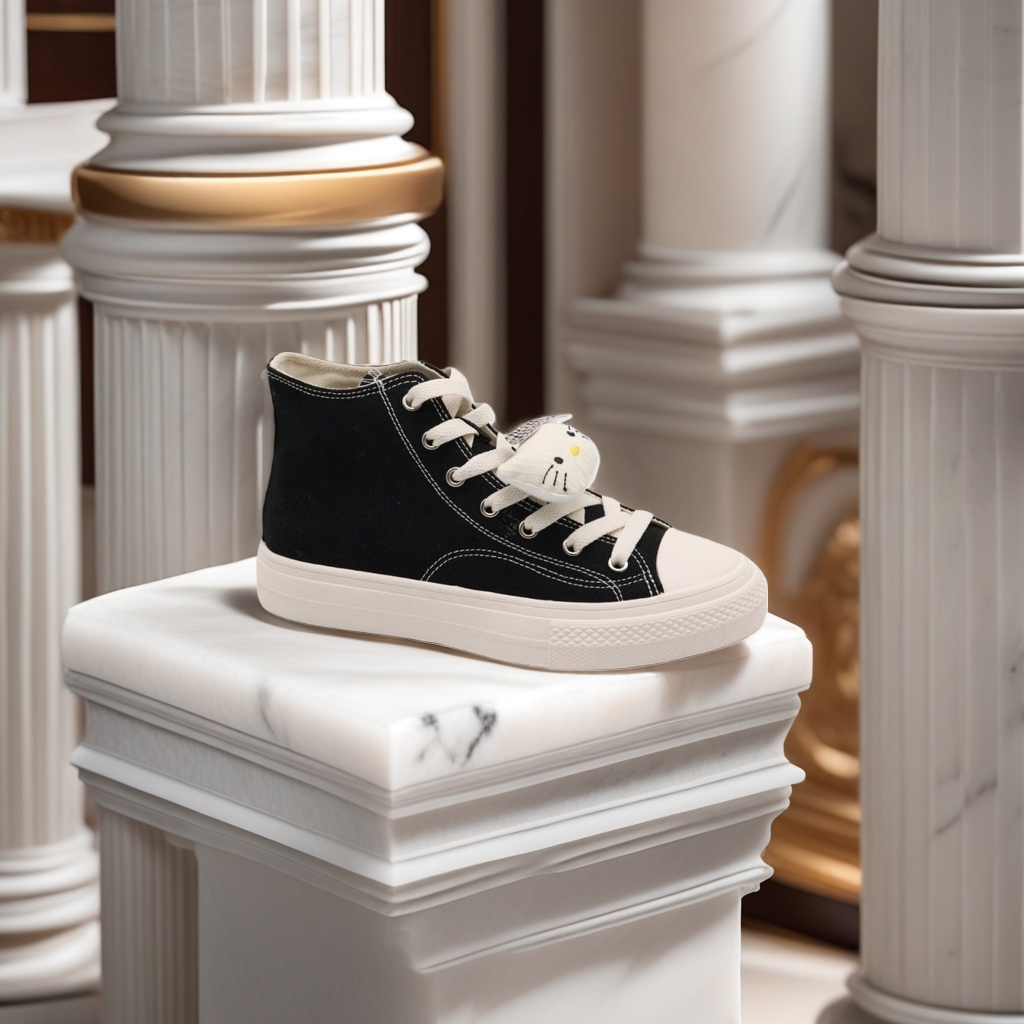 Black high-top canvas casual sports shoes for men, thickened, wear-resistant and anti-slip design, trendy and versatile Application Scenario