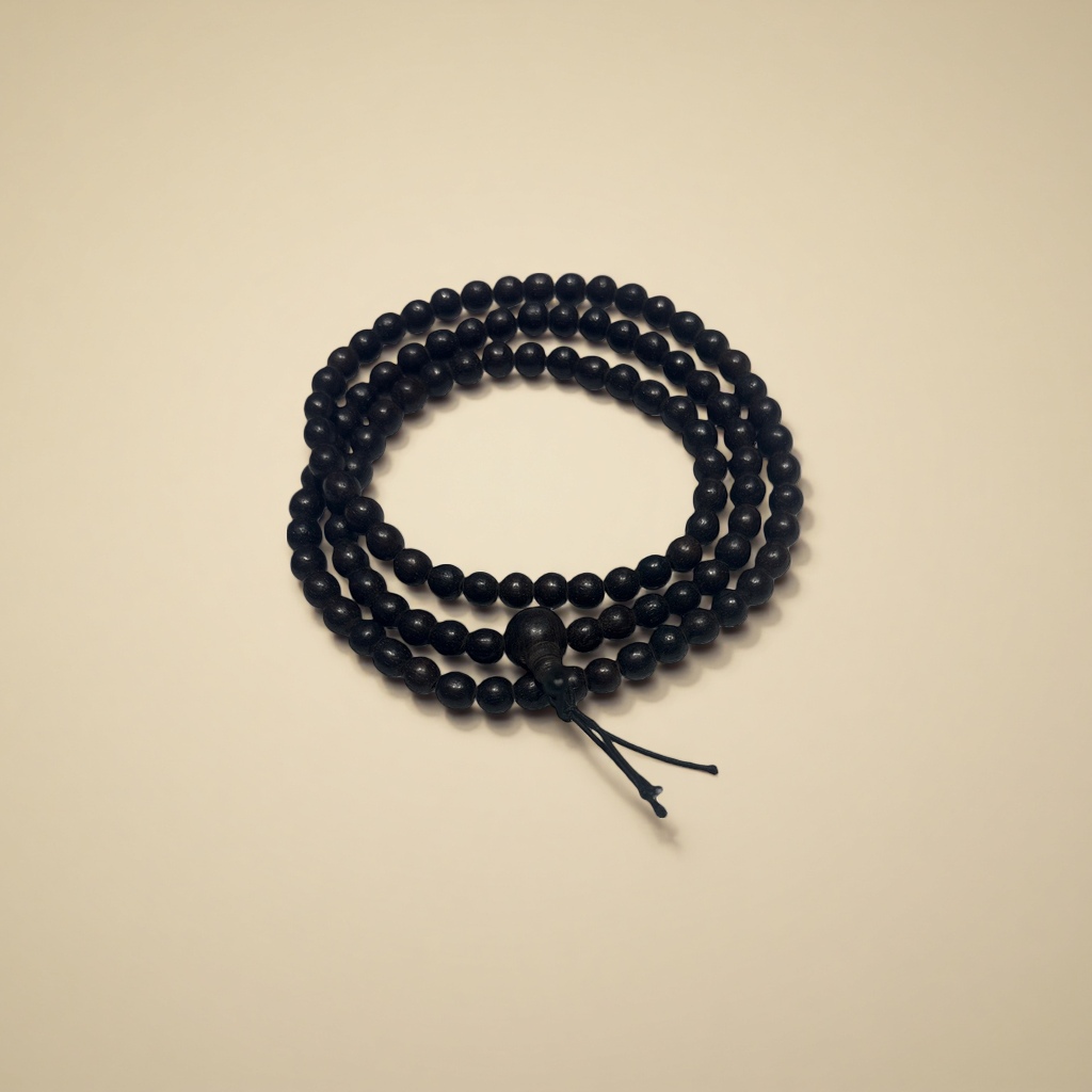 Black beaded bracelet with a retro, fashionable and simple design, a gift for women's accessories details Picture