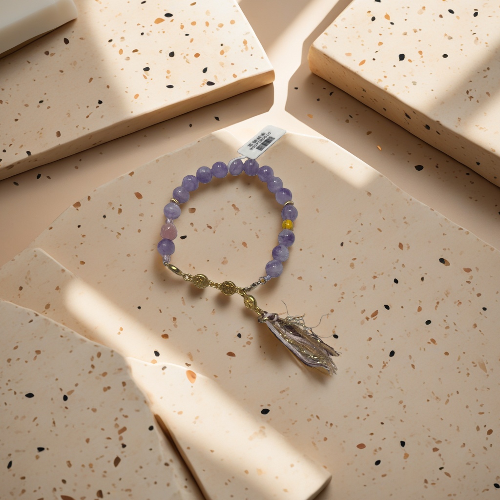 A purple beaded bracelet with a simple and fashionable design for women Application Scenario