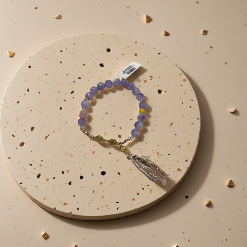 A purple beaded bracelet with a simple and fashionable design for women