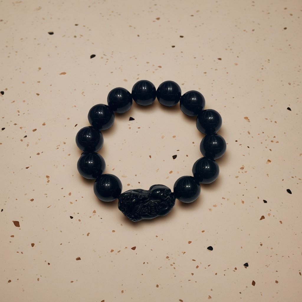 Black bead bracelet, a fashionable and simple women's bracelet Application Scenario