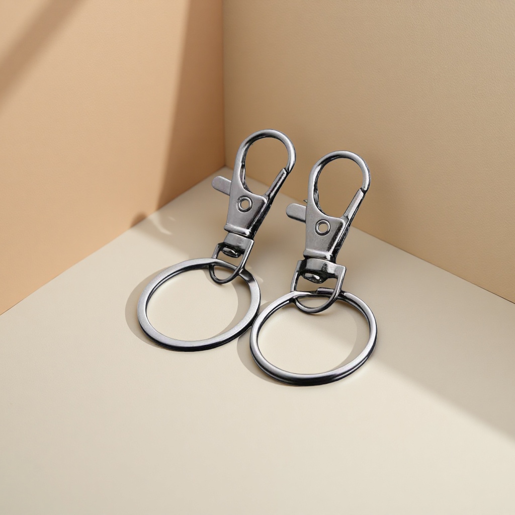 Metal keychains, fashionable and personalized pendants, small office supplies, key pendants Specification image