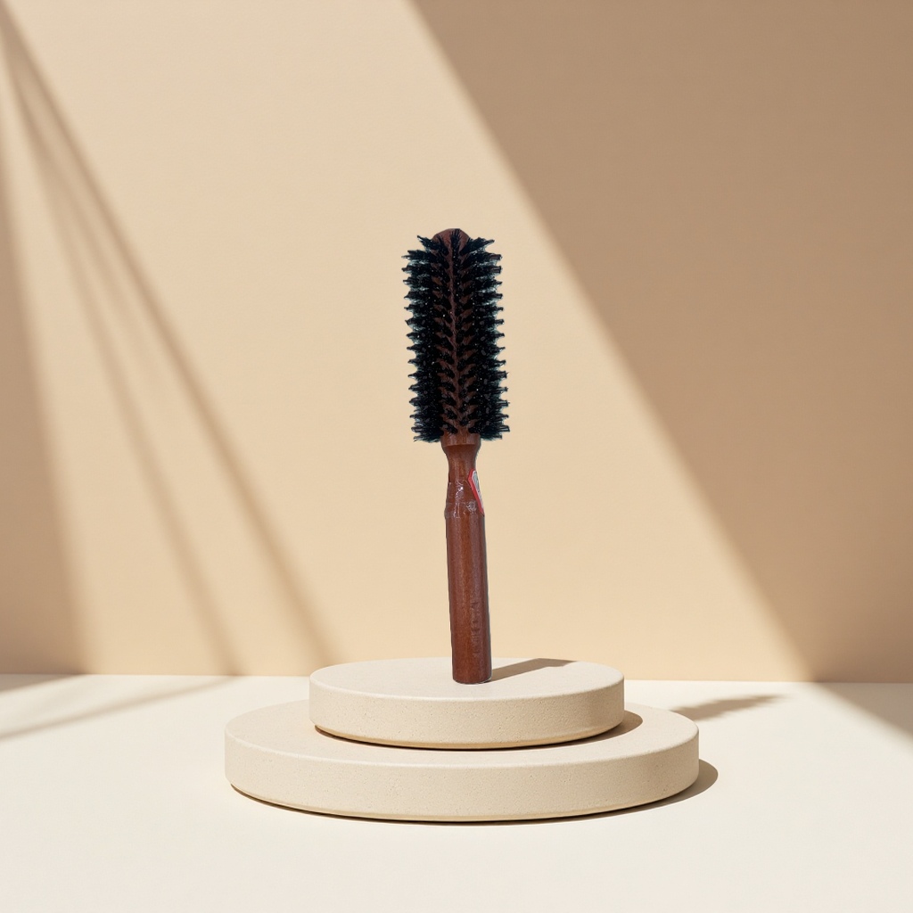 The wooden handle round curly hair comb has a soft and smooth styling and is anti-static details Picture
