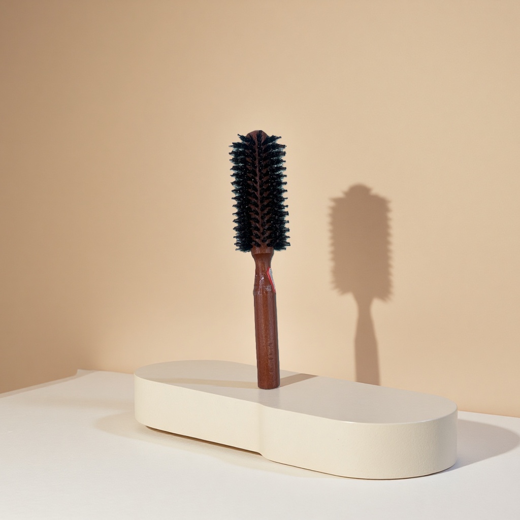 The wooden handle round curly hair comb has a soft and smooth styling and is anti-static Specification image