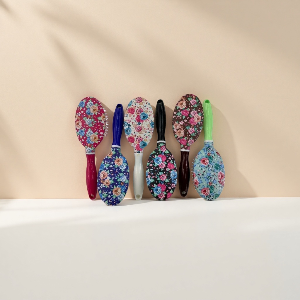 The main body of the colorful floral pattern comb has a unique design. The anti-static comb smooths the hair smoothly Application Scenario