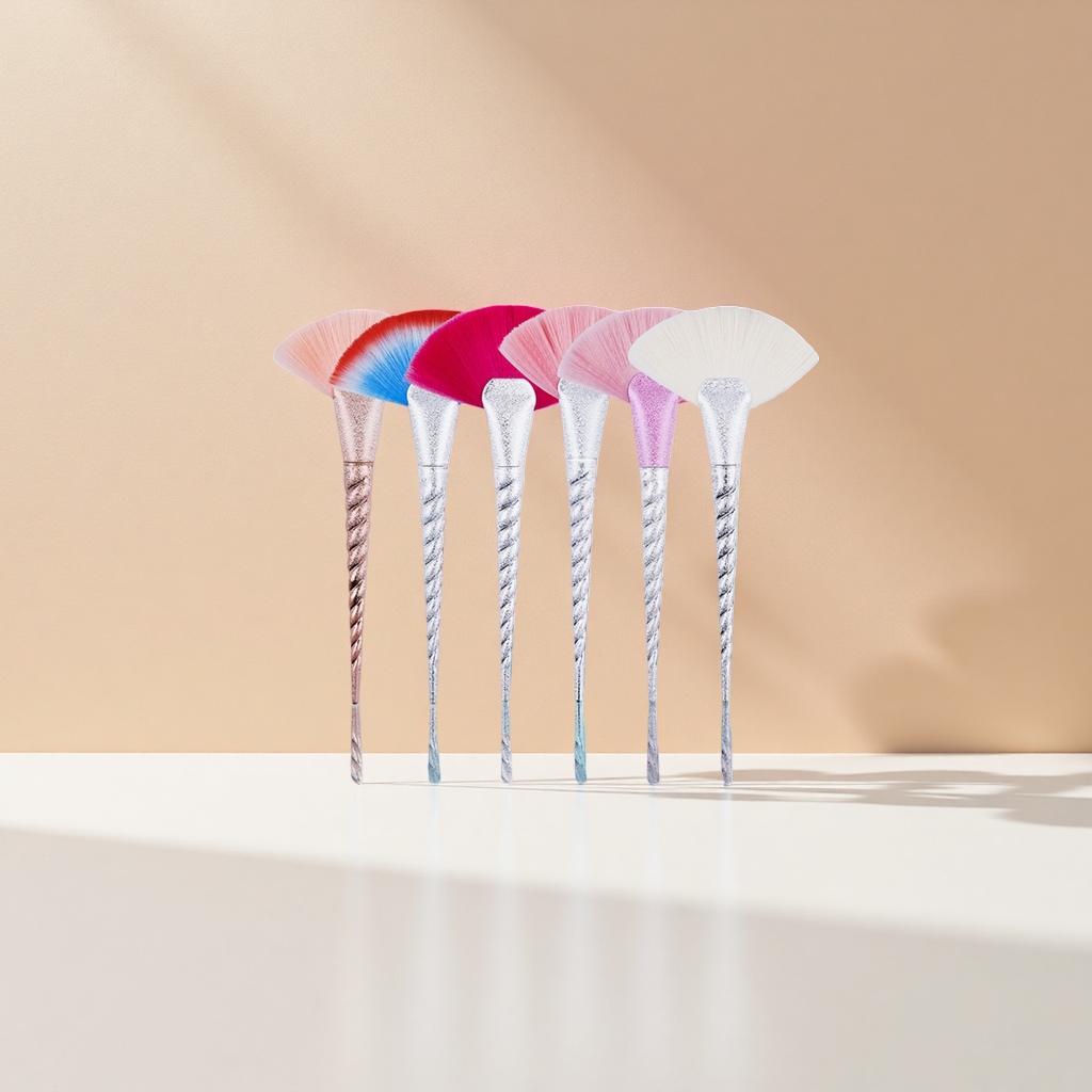 Colorful fan-shaped makeup brush set, professional beauty tools, exquisite brush heads, soft and fluffy, multi-functional makeup brushes Application Scenario