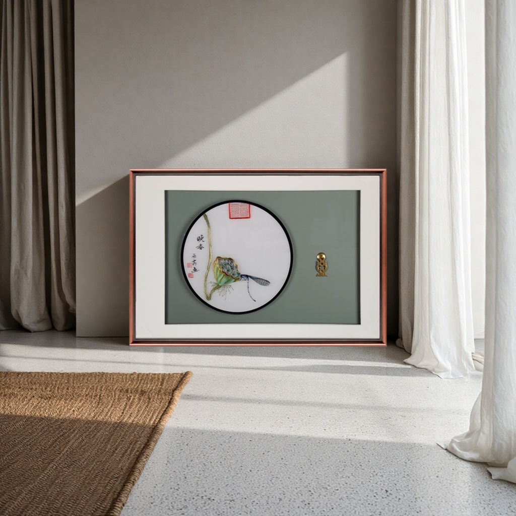 刺绣艺术品+圆形刺绣画框产品图