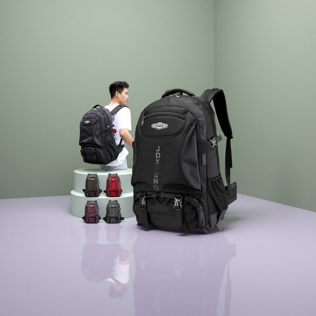 Large-capacity outdoor hiking bag, professional hiking backpack, 20 liters Application Scenario