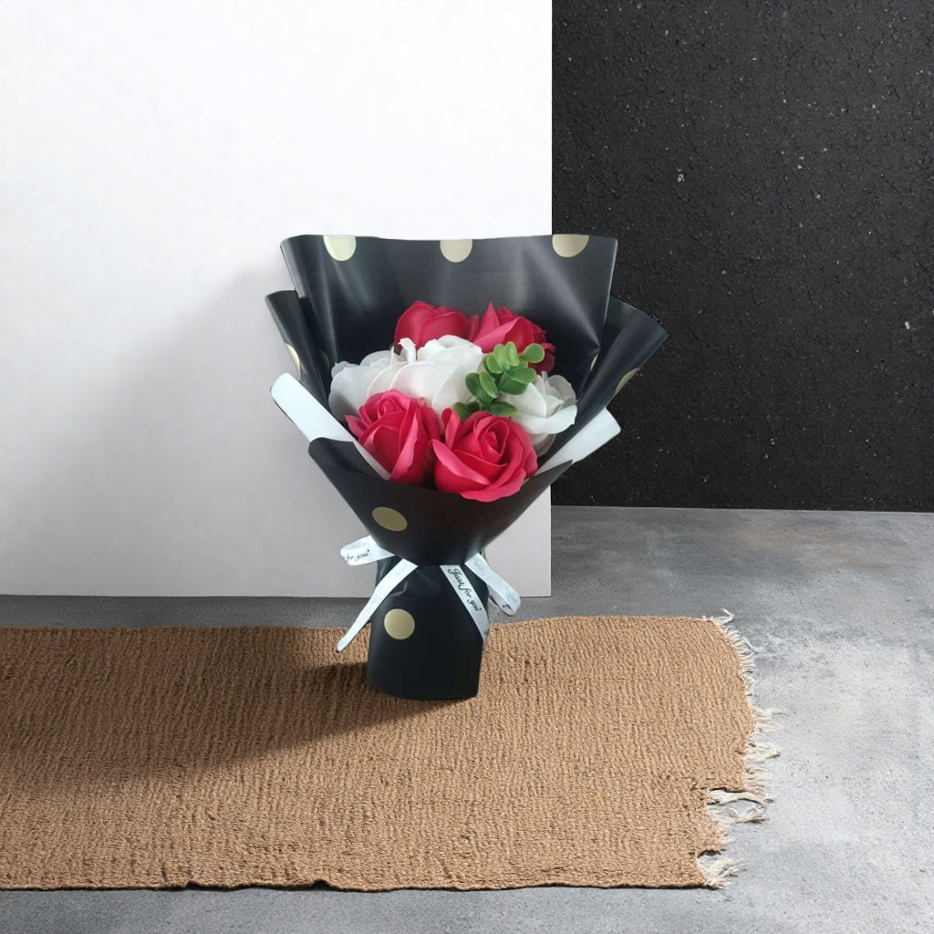 Valentine's Day and Mother's Day gifts: soap, flowers, bouquets, decoration items, fresh flowers, floral art products, cross-border artificial flowers