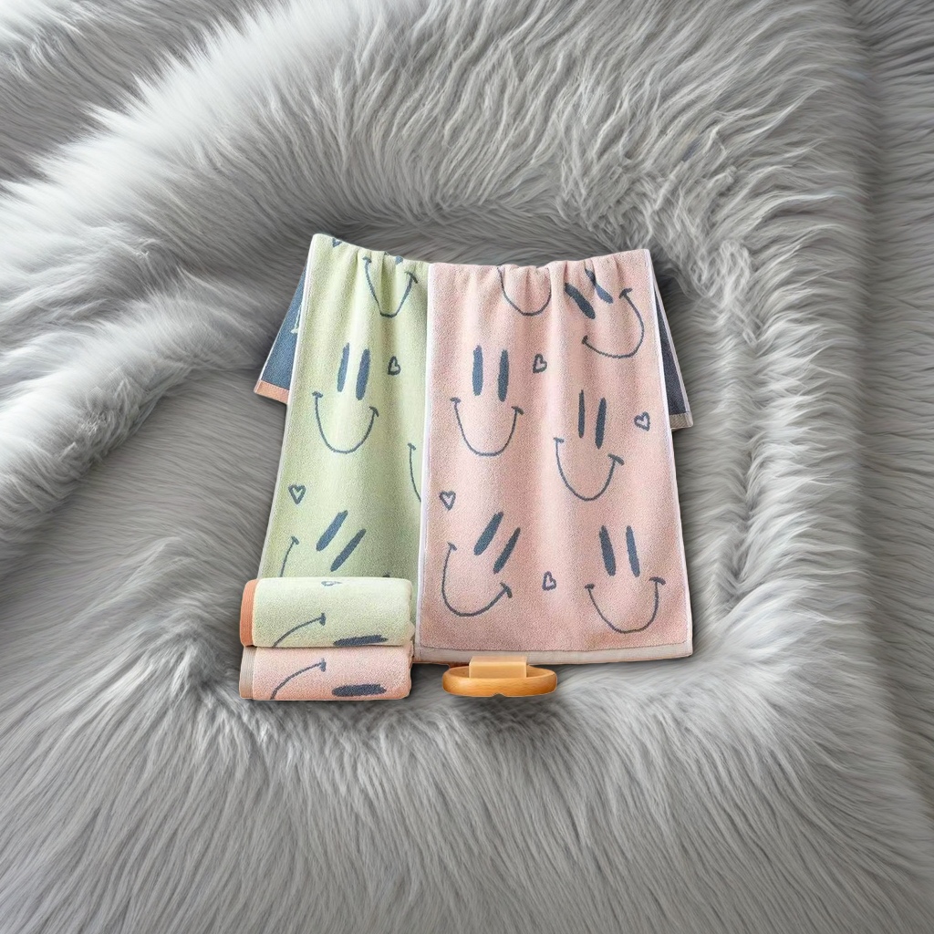 The smiling face pattern towel is soft and absorbent. The household bathroom towel is thickened and breathable Application Scenario