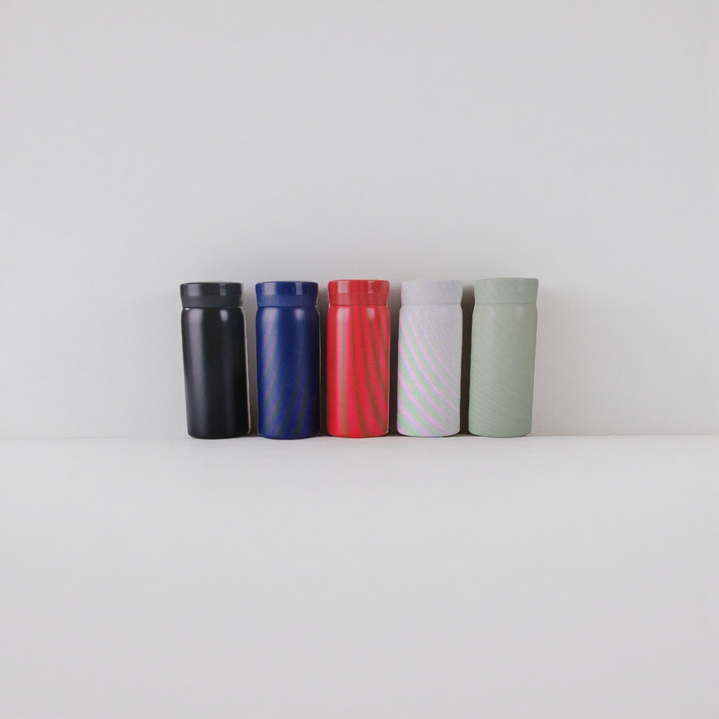 Five-color insulated cup, large-capacity insulated cup, 200ml, leak-proof, portable for office and home use Application Scenario