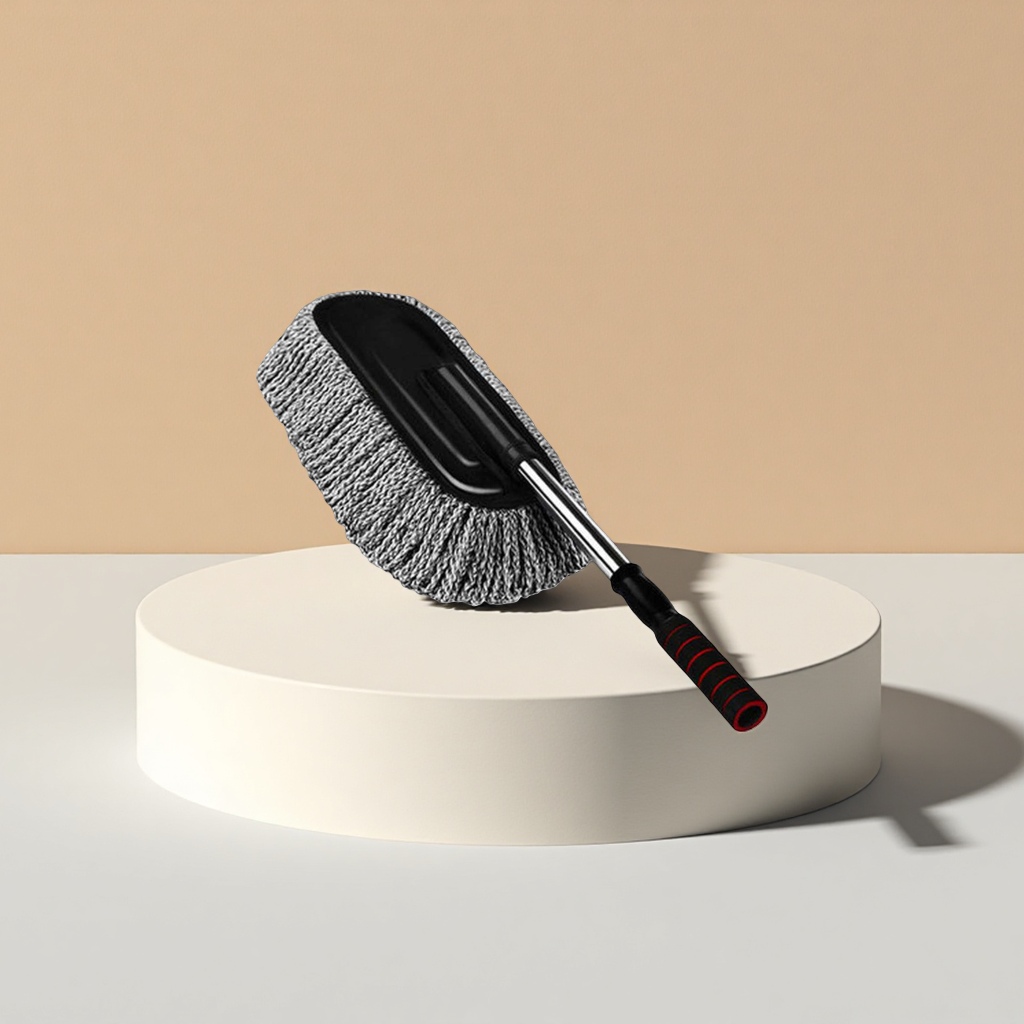 A multi-functional soft-bristled car wash brush is a tool for cleaning the gaps between car bodies Application Scenario