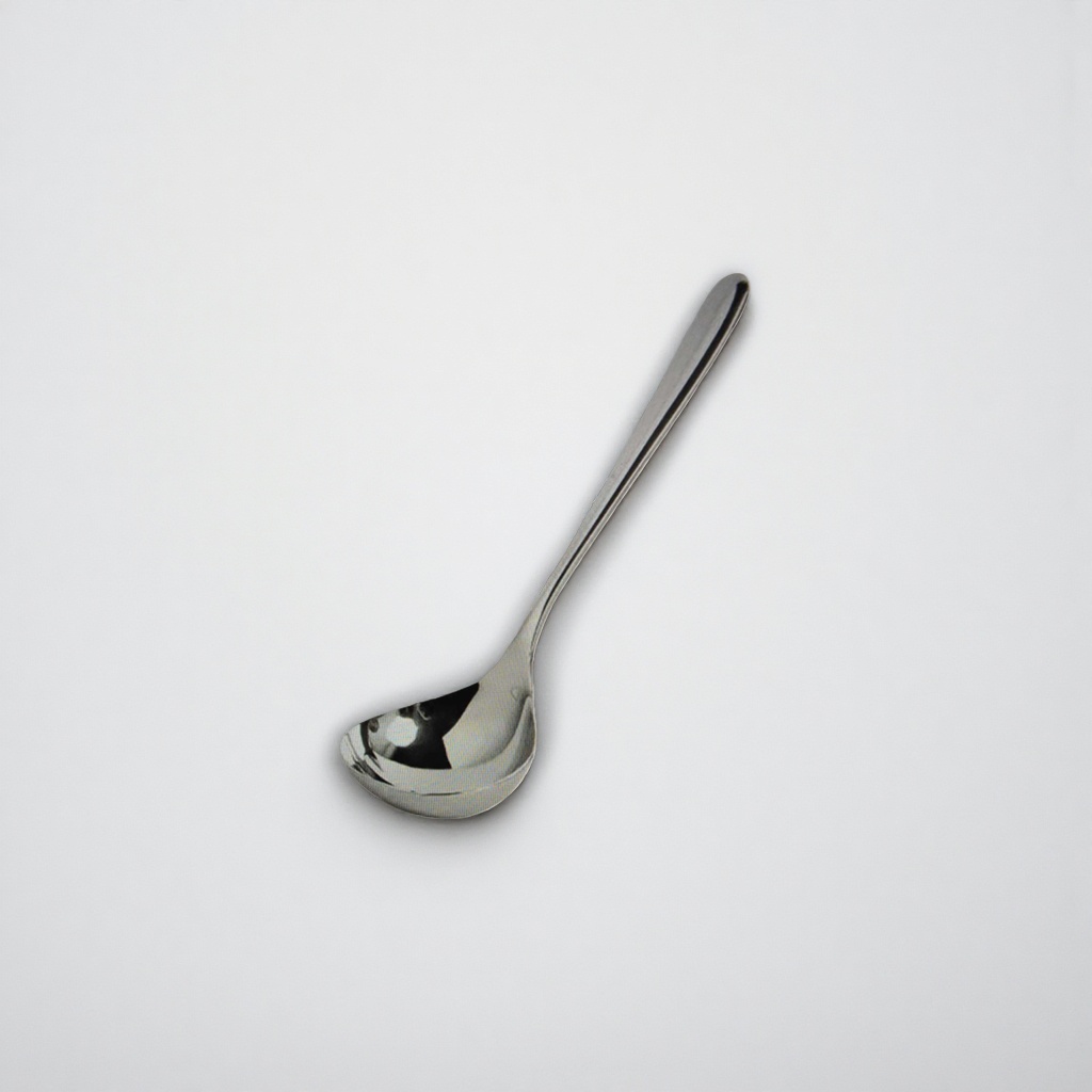 Stainless steel metal soup spoons, household thickened long-handled kitchen spoons, single piece Application Scenario