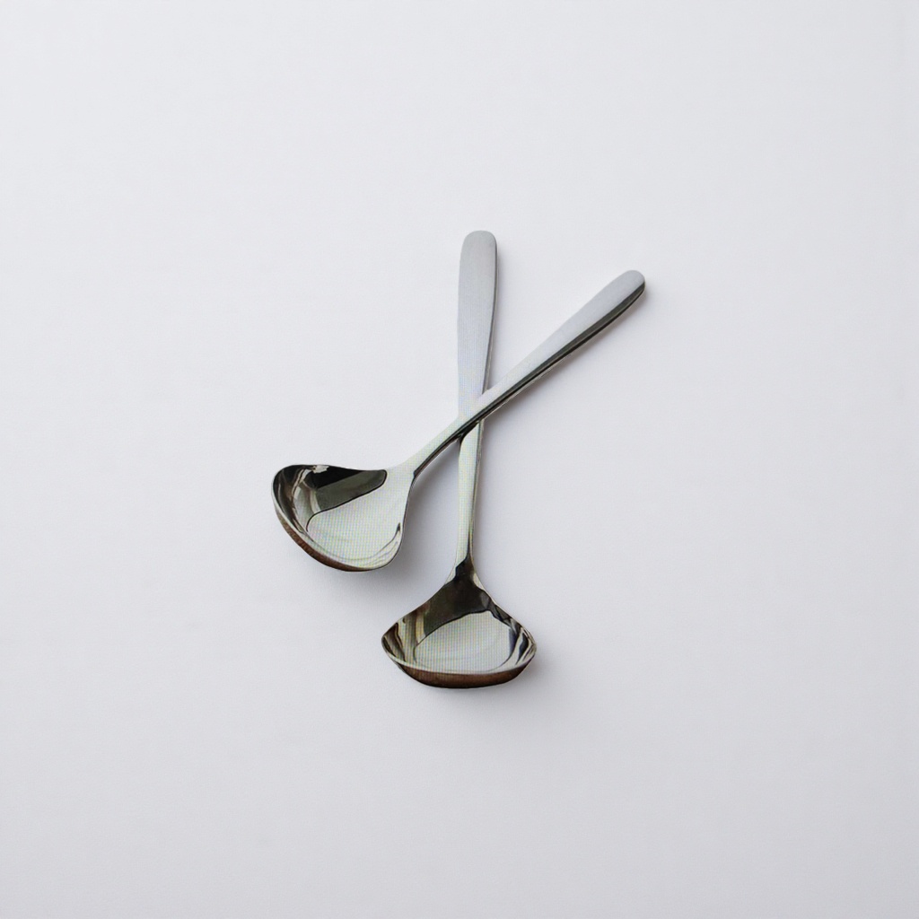 Stainless steel metal spoons, household thickened table spoons, coffee spoons, dessert spoons, single pieces Application Scenario