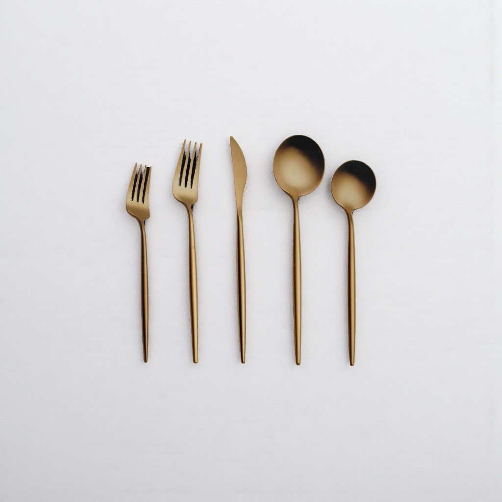 Golden tableware set, three-piece set of forks, knives and spoons, home simple style Specification image