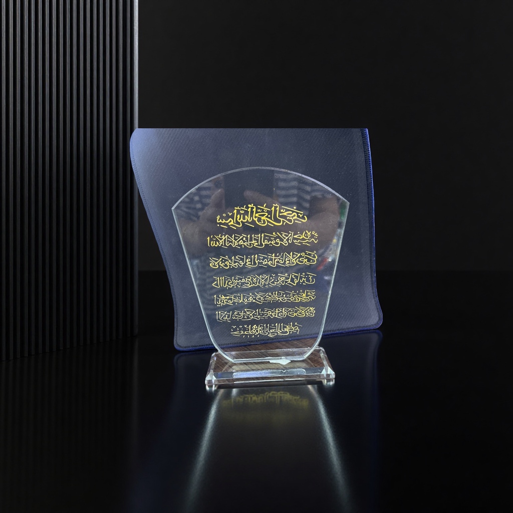 Transparent crystal glass Arabic decorative plates, MEDALS, home doorplates, wall hangings, simple and modern Application Scenario