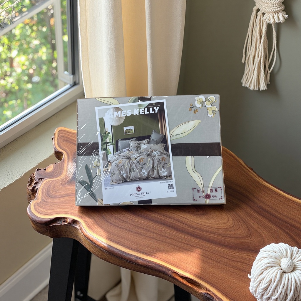 The bedding set includes a beautiful packaging box, a four-piece set of pure cotton skin-friendly household items Application Scenario