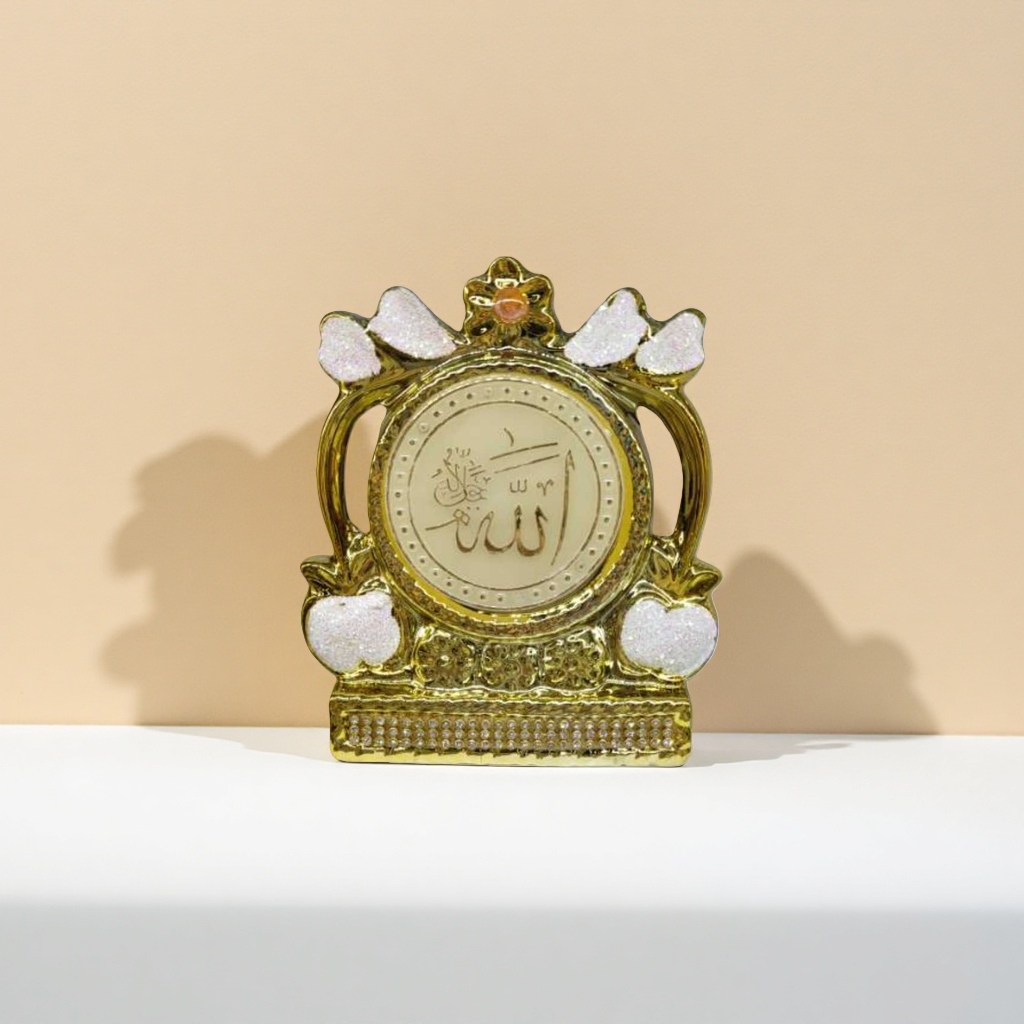 Golden Islamic-style decorative ornaments Specification image