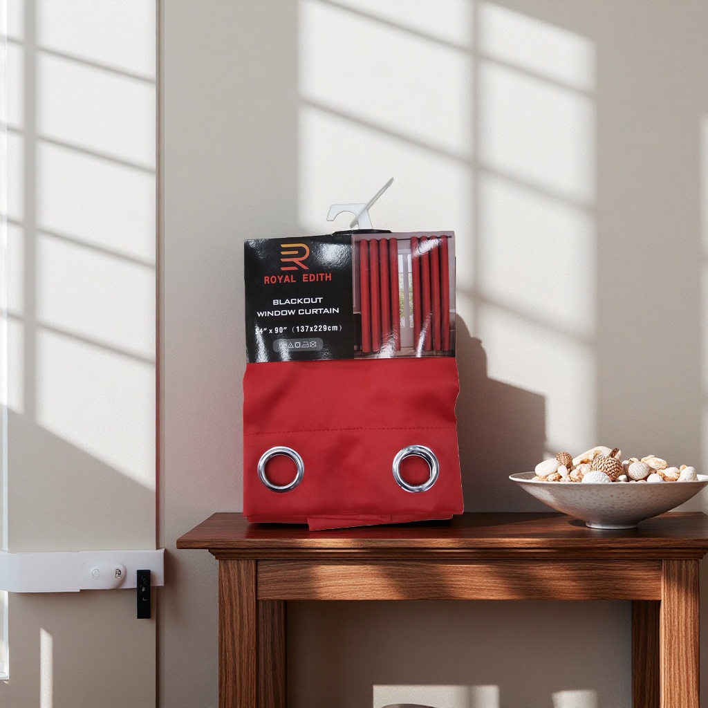 The red blackout curtains have a high light-blocking rate and good drape, making them suitable for both living rooms and bedrooms