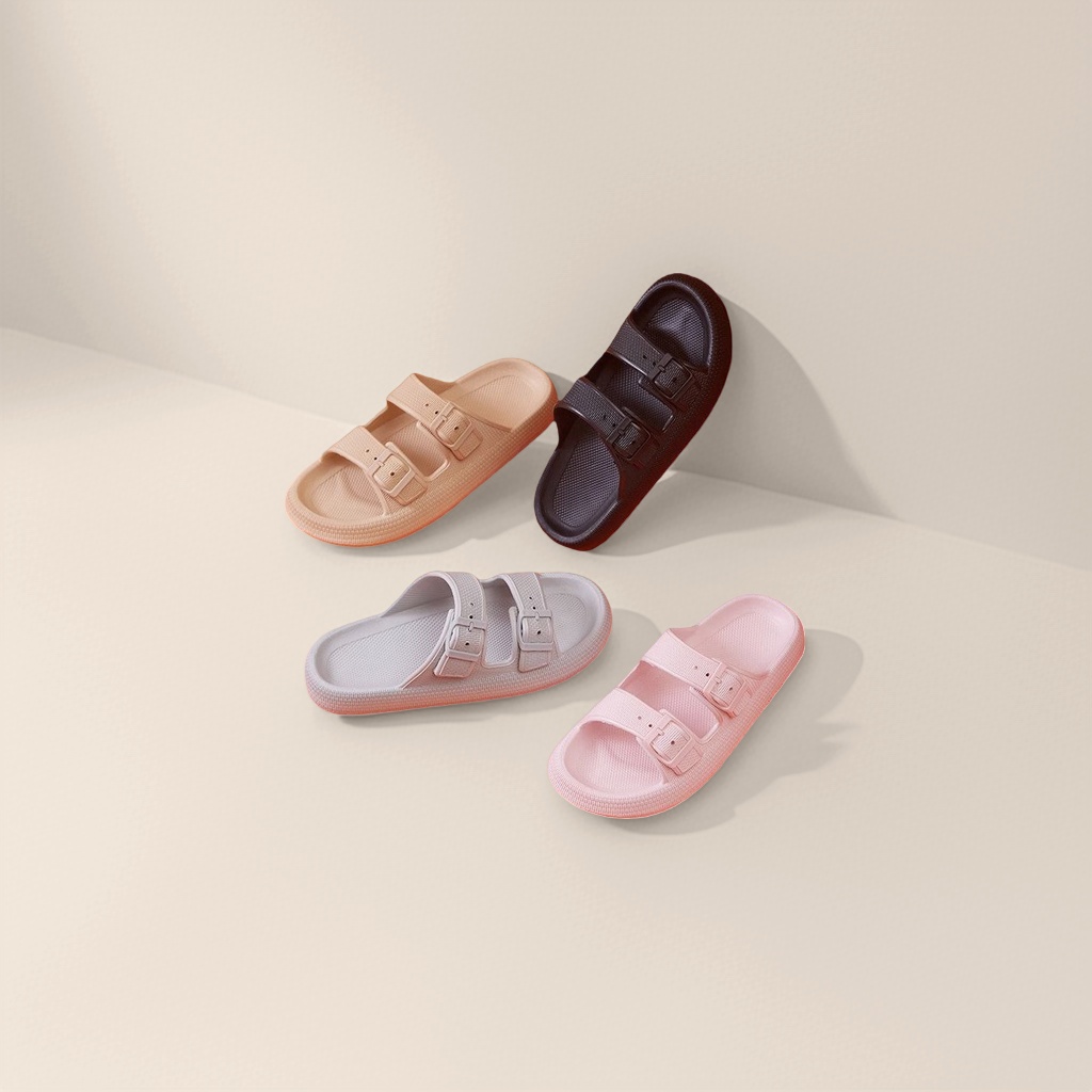 Summer breathable and casual plastic anti-slip slippers for women at home