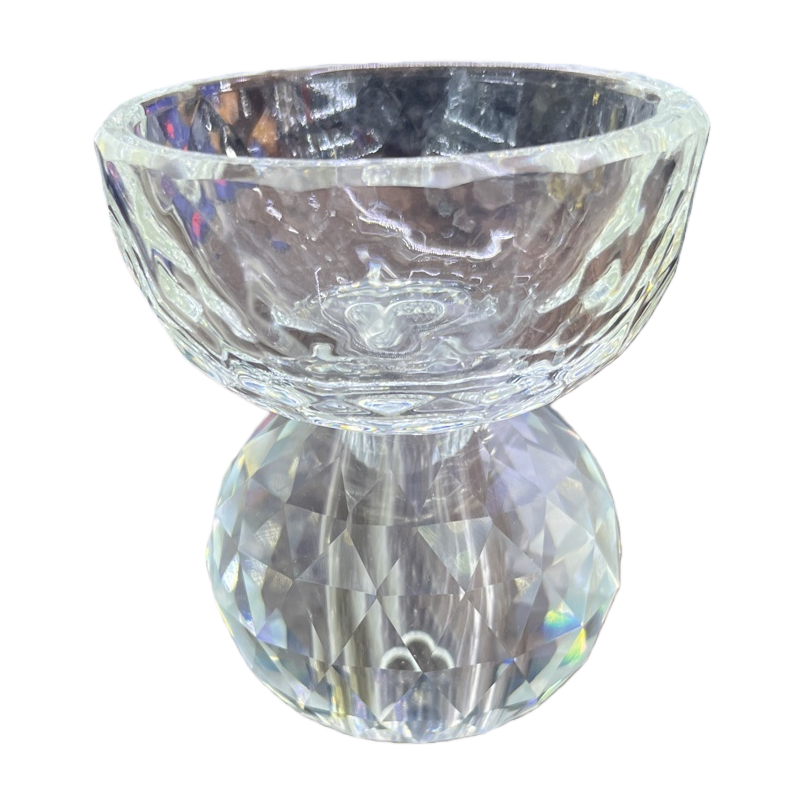 Transparent glass candlesticks are simple and modern home decoration items. High borosilicate heat-resistant candlesticks are home decoration items Item Picture