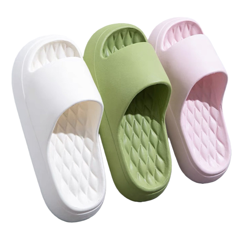 Summer breathable and casual indoor plastic anti-slip slippers for women Item Picture