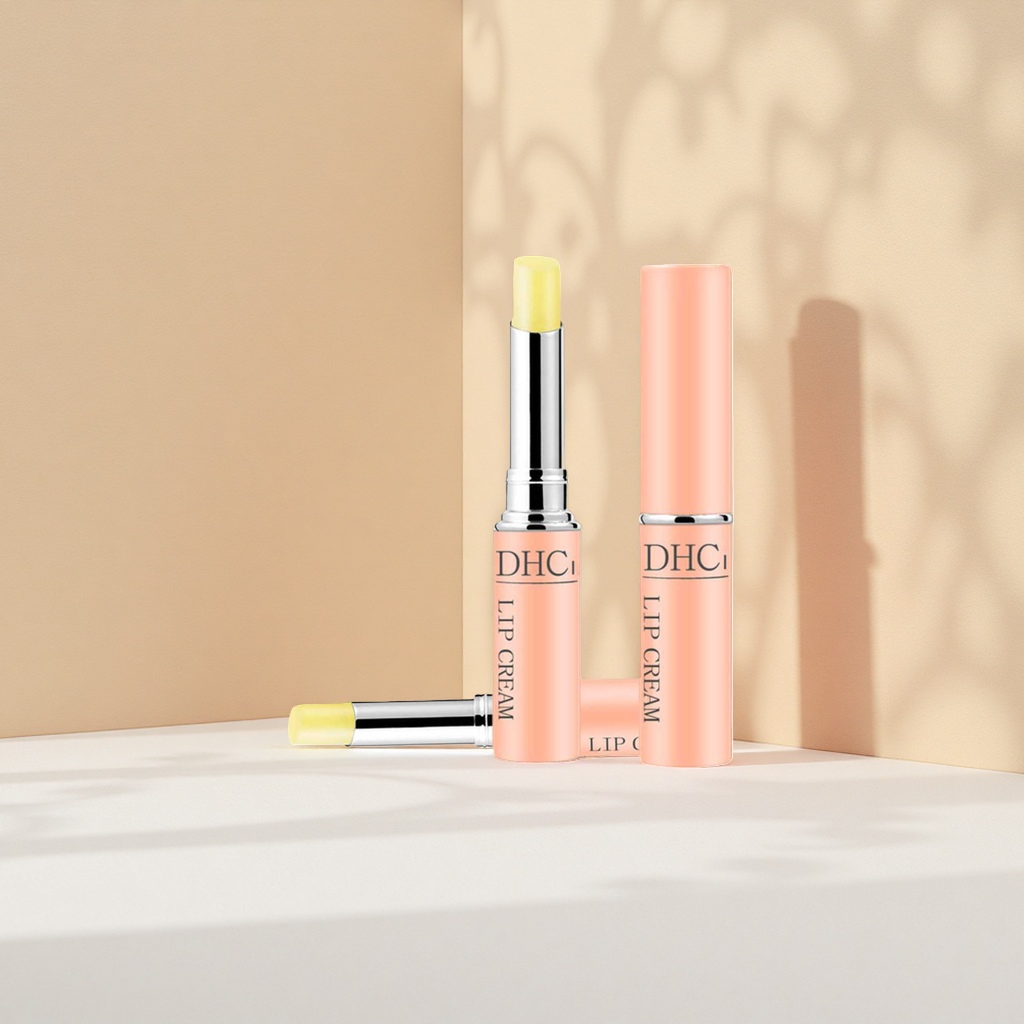 DHC Lip balm moisturizes, hydrates and repairs dry lips 12g Specification image