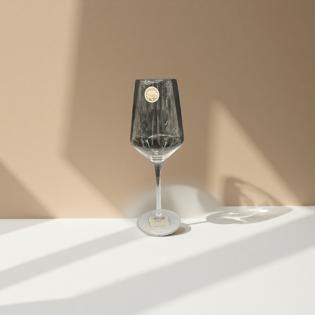 Transparent glass wine glasses, tall red wine glasses, crystal texture, lead-free, safe, suitable for home banquets