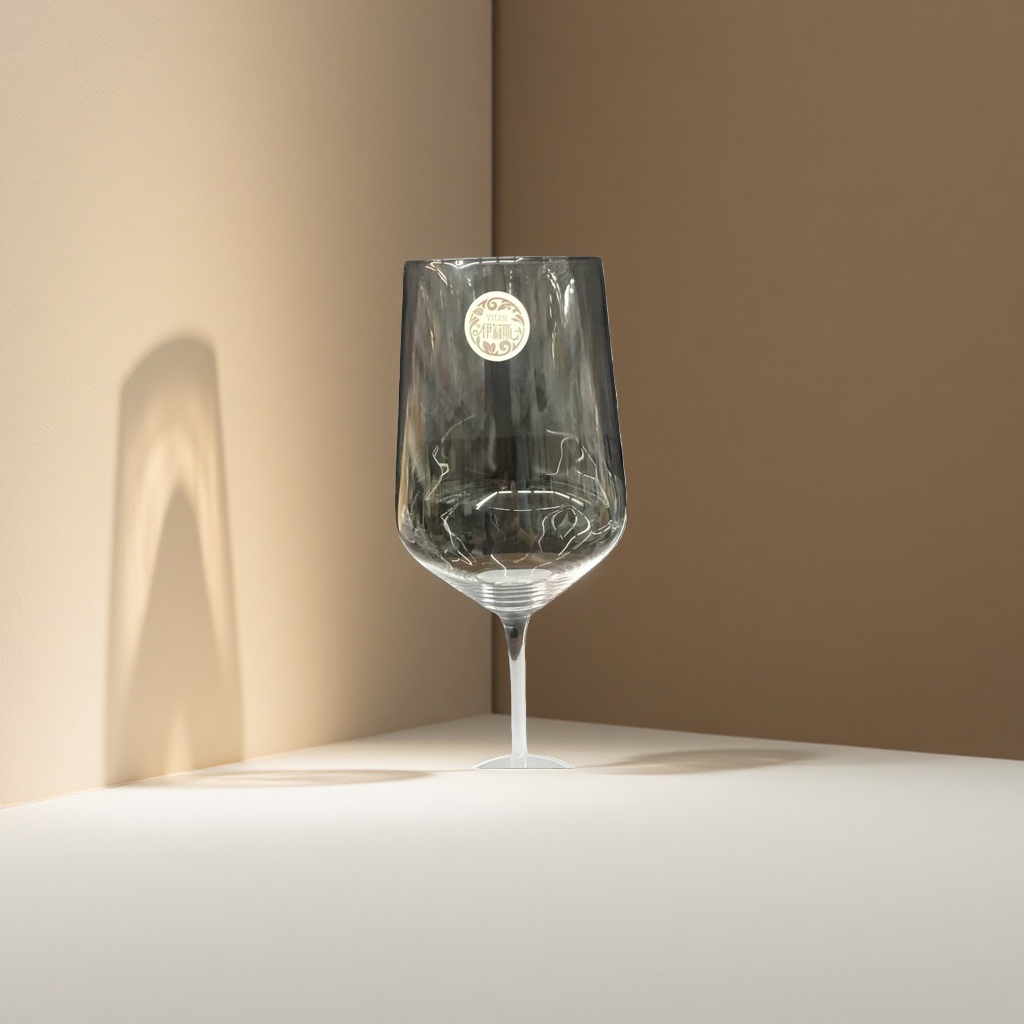 Transparent glass wine glasses, highball glasses, home red wine glasses and water cup sets, simple style Application Scenario