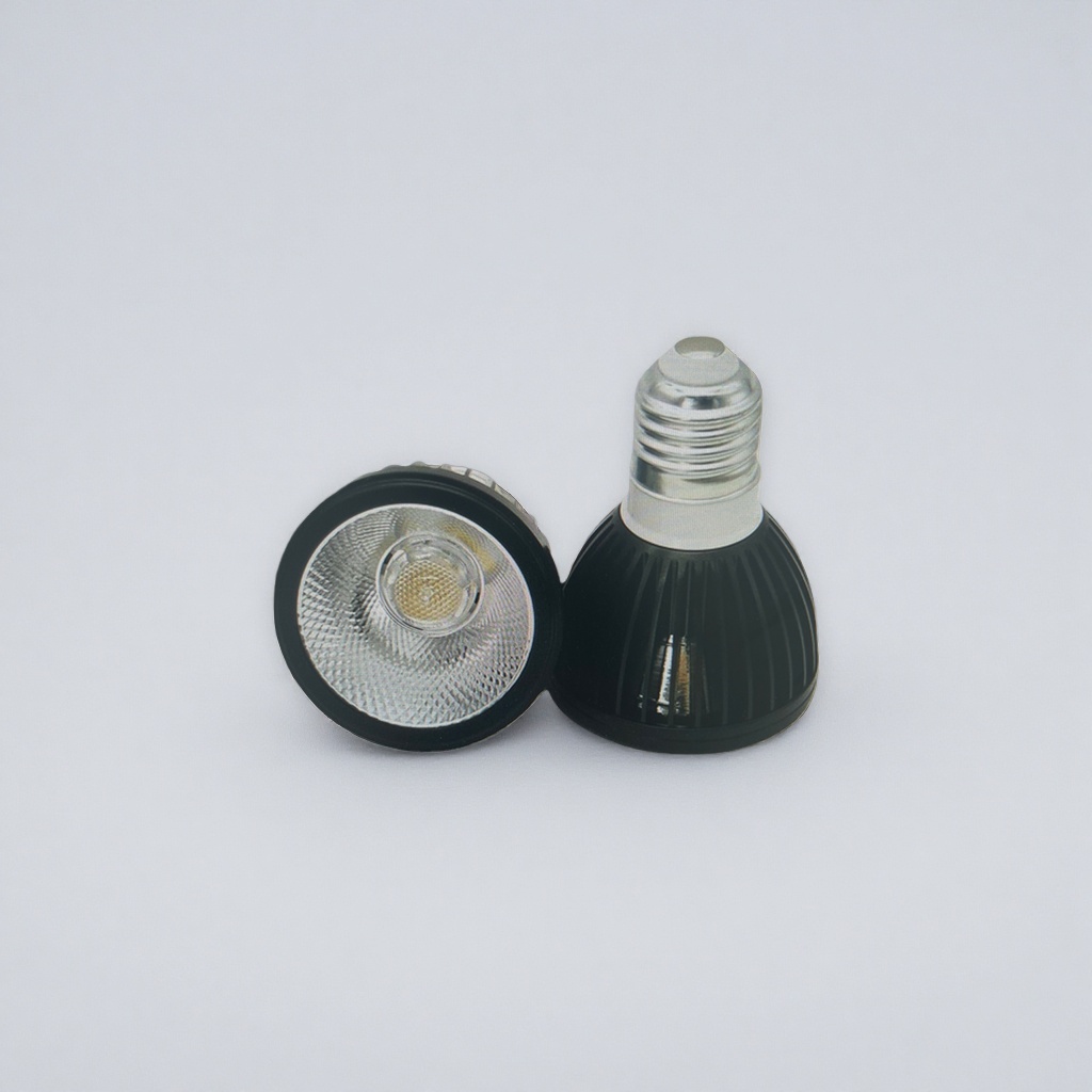 LED bulb E27 screw socket 8W energy-saving eye-protecting white warm light adjustable Application Scenario