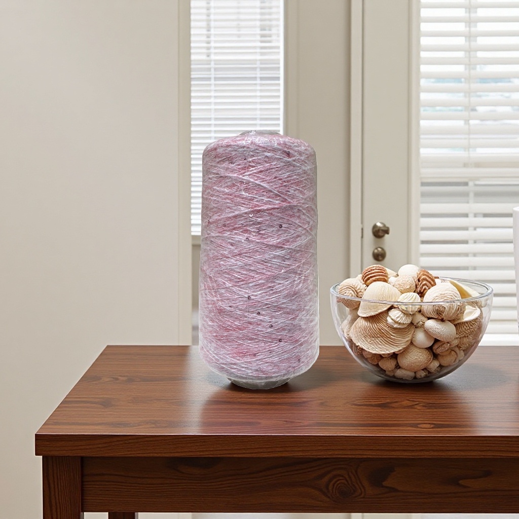 Pink yarn rolls are hand-knitted and crocheted with cotton and nitrile blends, which are soft, soft and skin-friendly Specification image