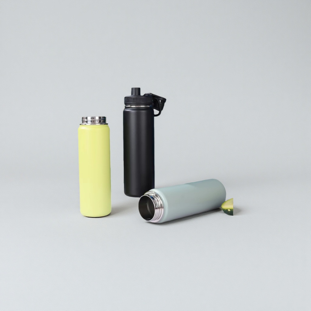 This 304 stainless steel insulated water cup is large in capacity and portable for both office and household use Specification image
